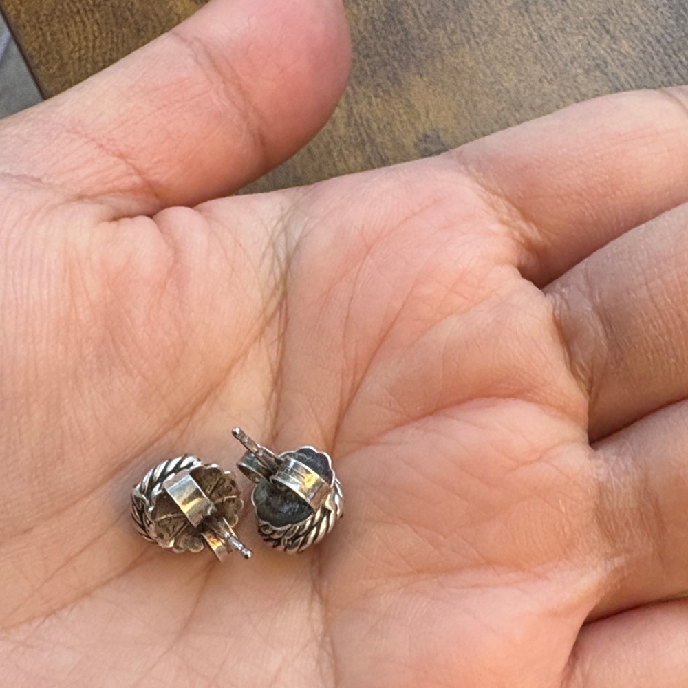 David Yurman Ring and Earring Set with Blue Stones - Picture 9 of 13